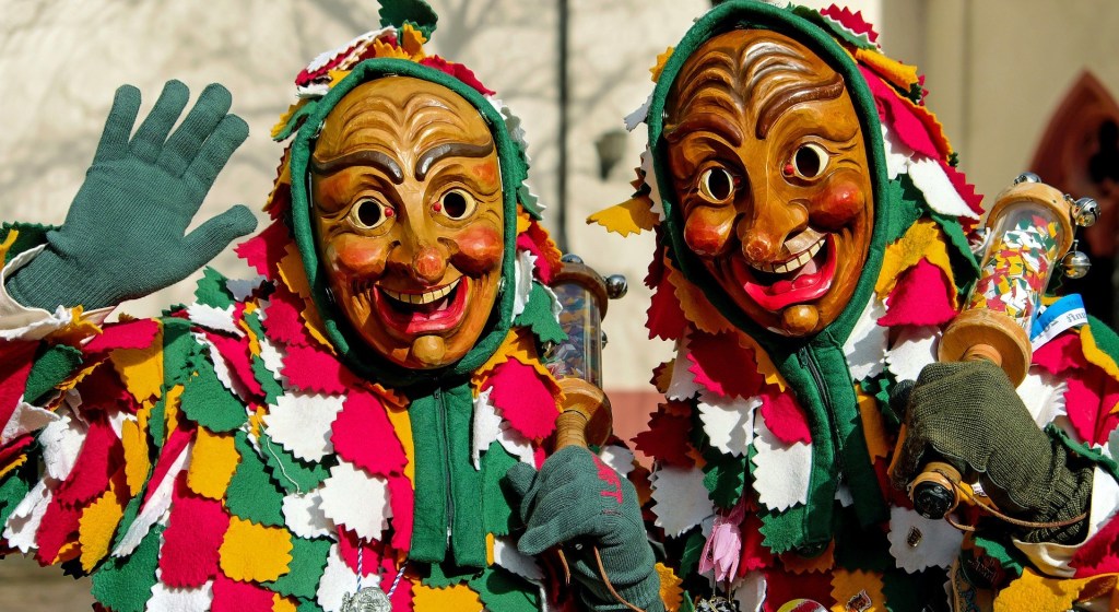 Zu Gabor Steingarts Briefing: Ich sehe ehemaligen Karnevalsprinzen von Gießen huldvoll den Sitzungssaal betreten … #Kriege-dieses-Bild-nicht-aus-dem-Kopf