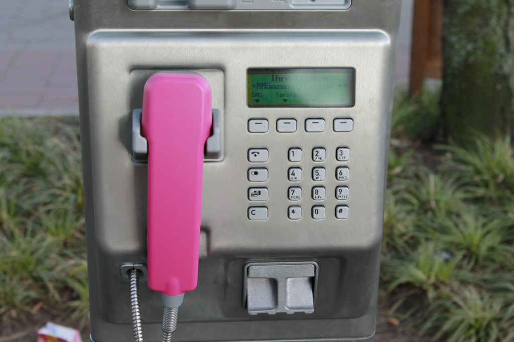 Europas Internet-, Kabel- und Telekommunikationsanbieter entscheidend für Emanzipation von Facebook & Co.?