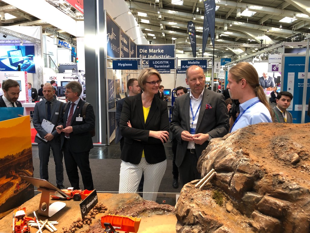 Impressionen von der Hannover Messe #HM19 vom #IBM Stand