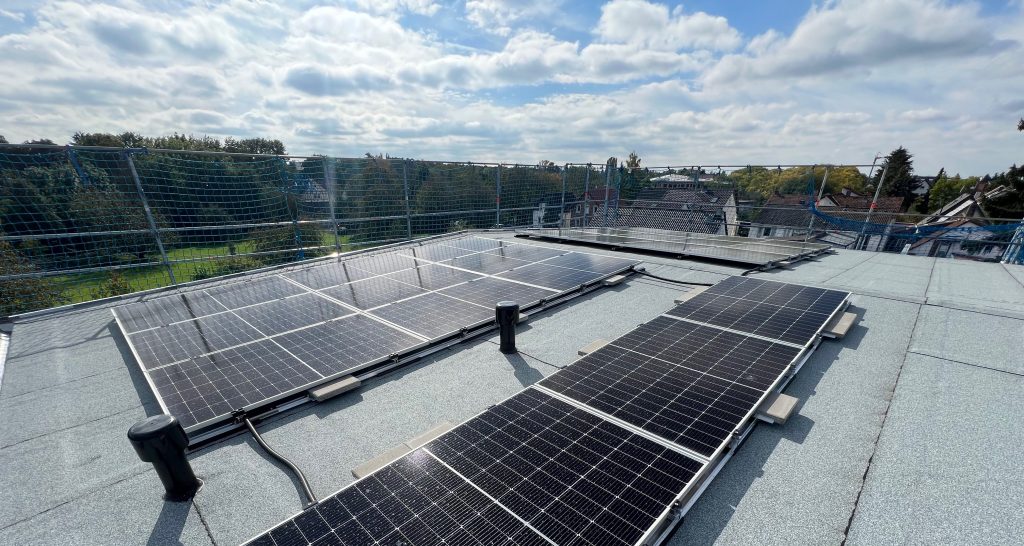 Wir verbrauchen seit dieser Woche unseren eigenen&nbsp;Solarstrom